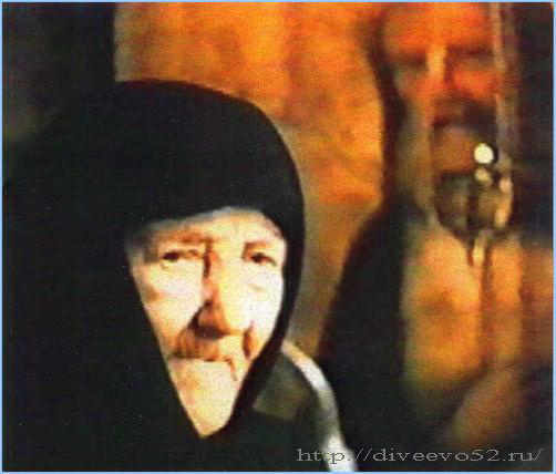 Матушка Фрося: схимонахиня Маргарита Лахтионова: http://diveevo52.ru/